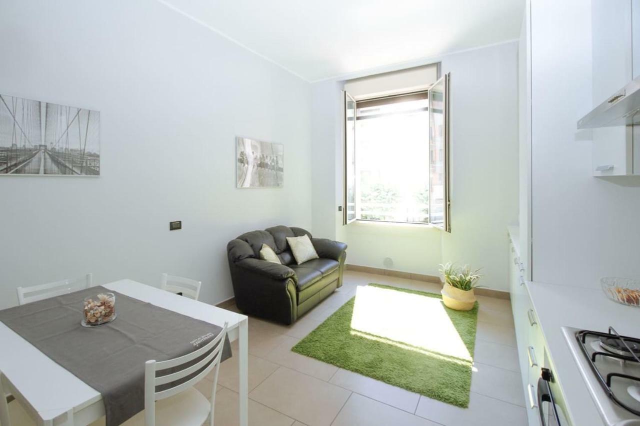 Spacious And New Apt In Citta Studi ミラノ エクステリア 写真