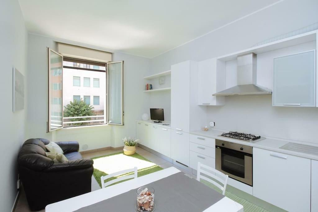 Spacious And New Apt In Citta Studi ミラノ エクステリア 写真
