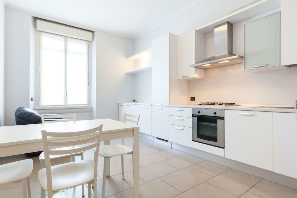 Spacious And New Apt In Citta Studi ミラノ エクステリア 写真